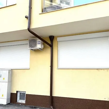 Lejlighed Park - Brand New Studio!